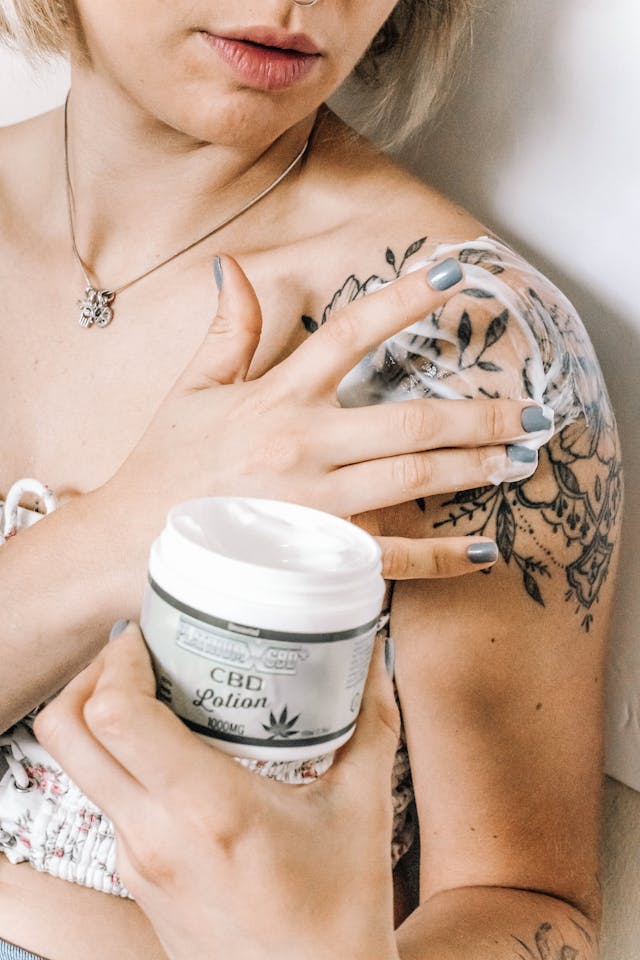 When to Start Using Lotion on Your Tattoo — Tattoo Numbing Cream Co.